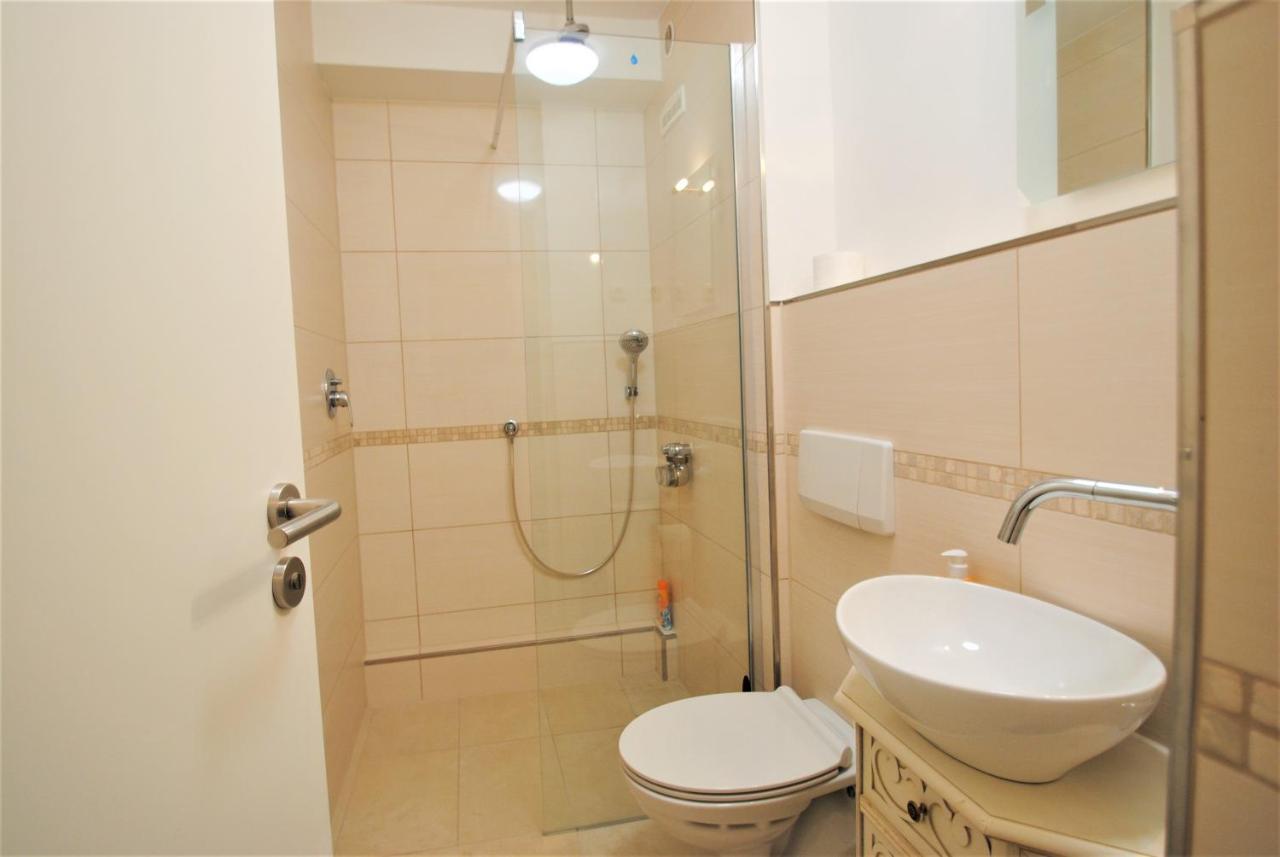 Wormser Weg Rechts Apartment